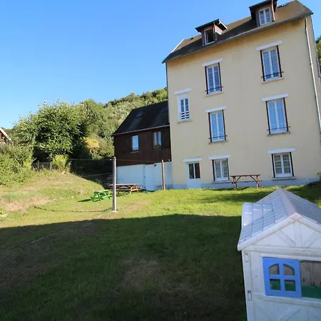 Eglantine 3 Apartment *